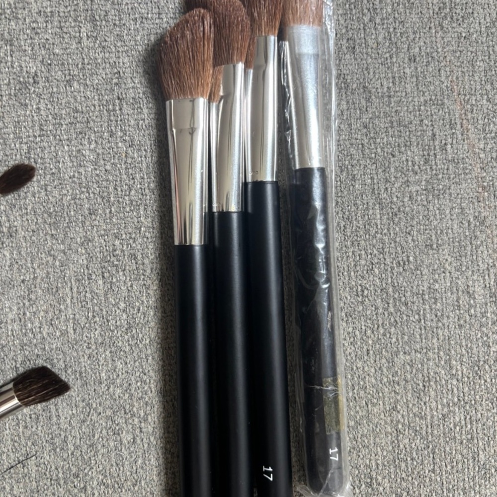 NARS 22pc Brush Set – Vintage Squirrel Hair, Rare Early 2000s Backstock japan - Picture 5 of 12
